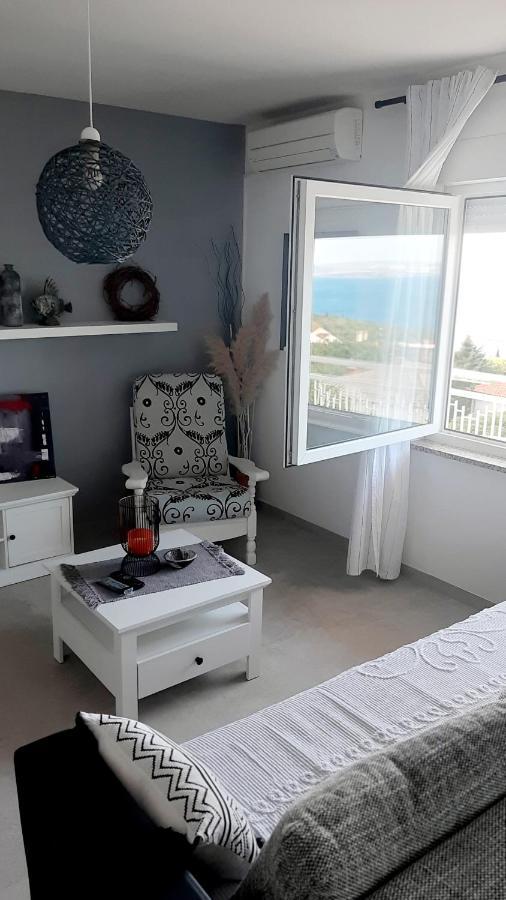 Ferienwohnung Nina Seaview Novi Vinodolski Exterior foto